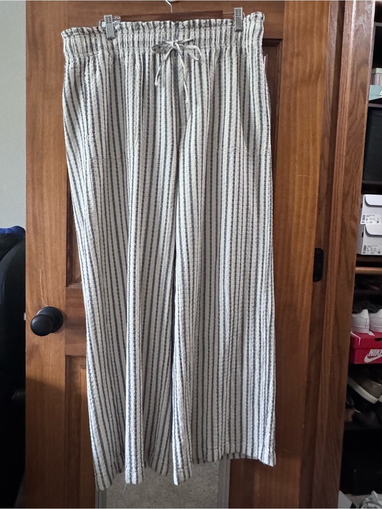 American Eagle Outfitters Pants - American Eagle Outfitters Cream and Black Striped Drawstring Linen Pants